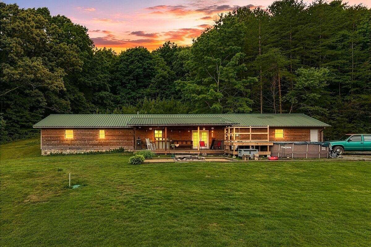 8 Acres of Land with Home for Sale in Decatur, Tennessee