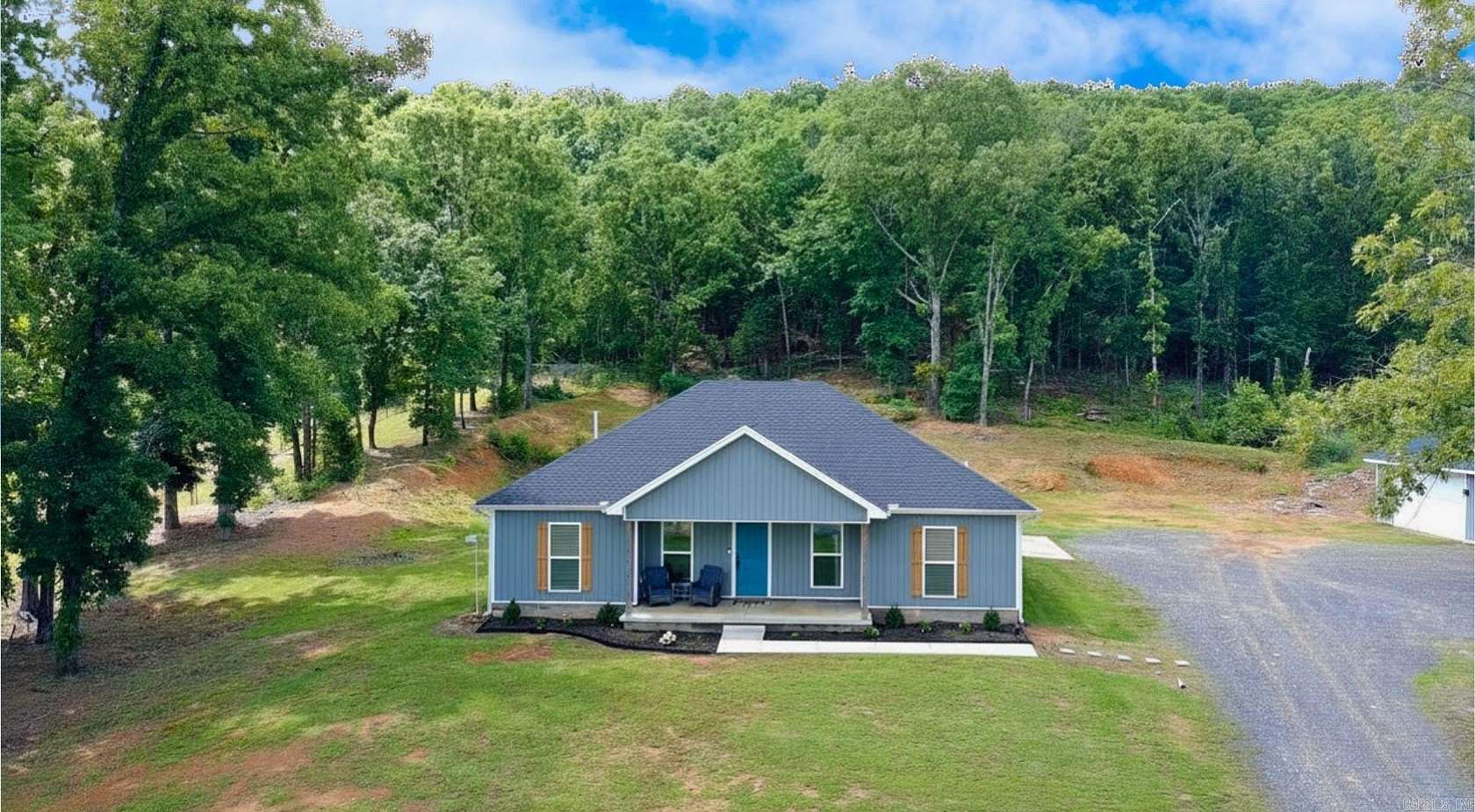 4.87 Acres of Land with Home for Sale in Jacksonville, Arkansas