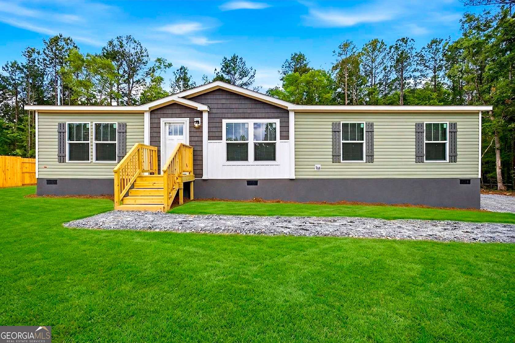 2.6 Acres of Land with Home for Sale in Eatonton, Georgia