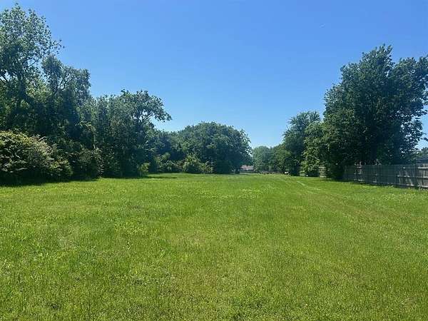 0.4 Acres of Residential Land for Sale in Pilot Point, Texas