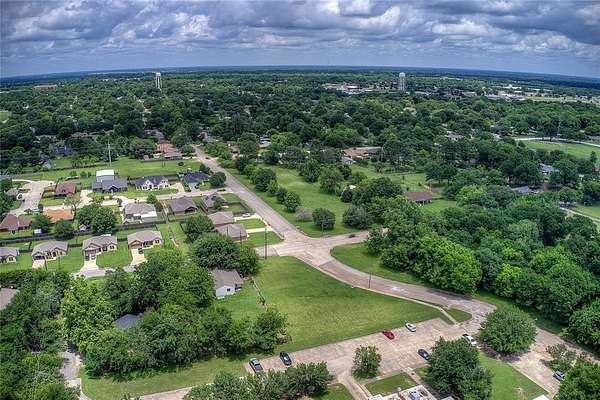 0.3 Acres of Residential Land for Sale in Commerce, Texas