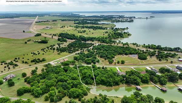 1.29 Acres of Residential Land for Sale in Kerens, Texas
