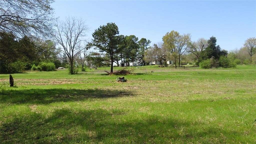 10.5 Acres of Recreational & Residential Land for Sale in Ravenna, Texas