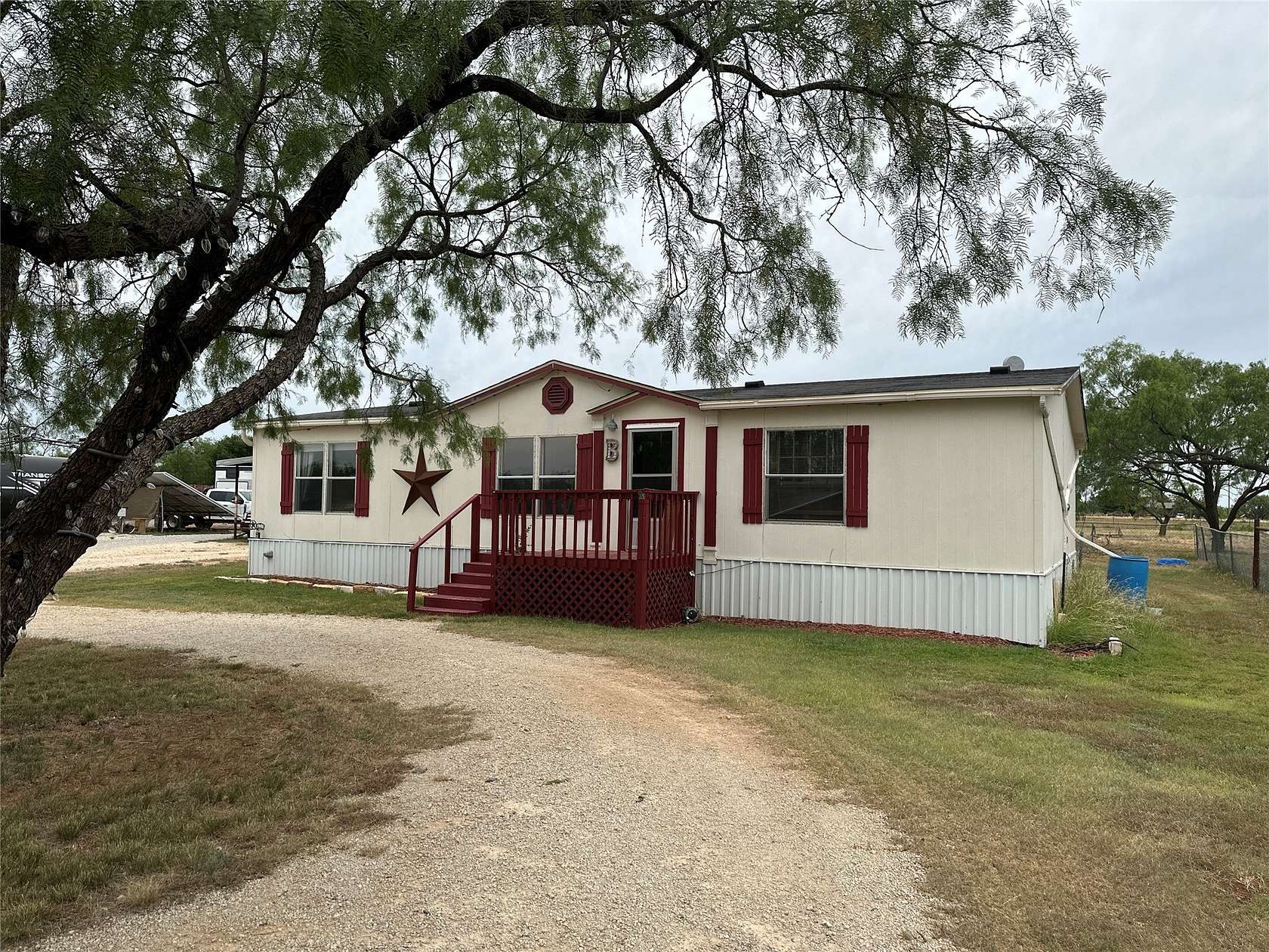 2.5 Acres of Land with Home for Lease in Abilene, Texas