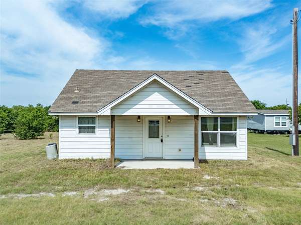 2.65 Acres of Land with Home for Sale in Decatur, Texas