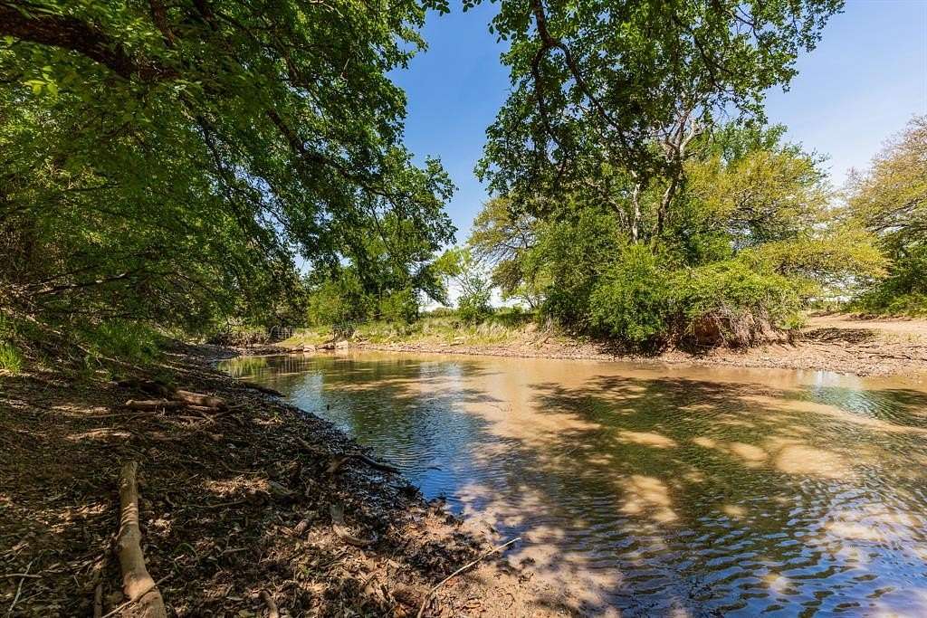 1,055 Acres of Land for Sale in Coleman, Texas