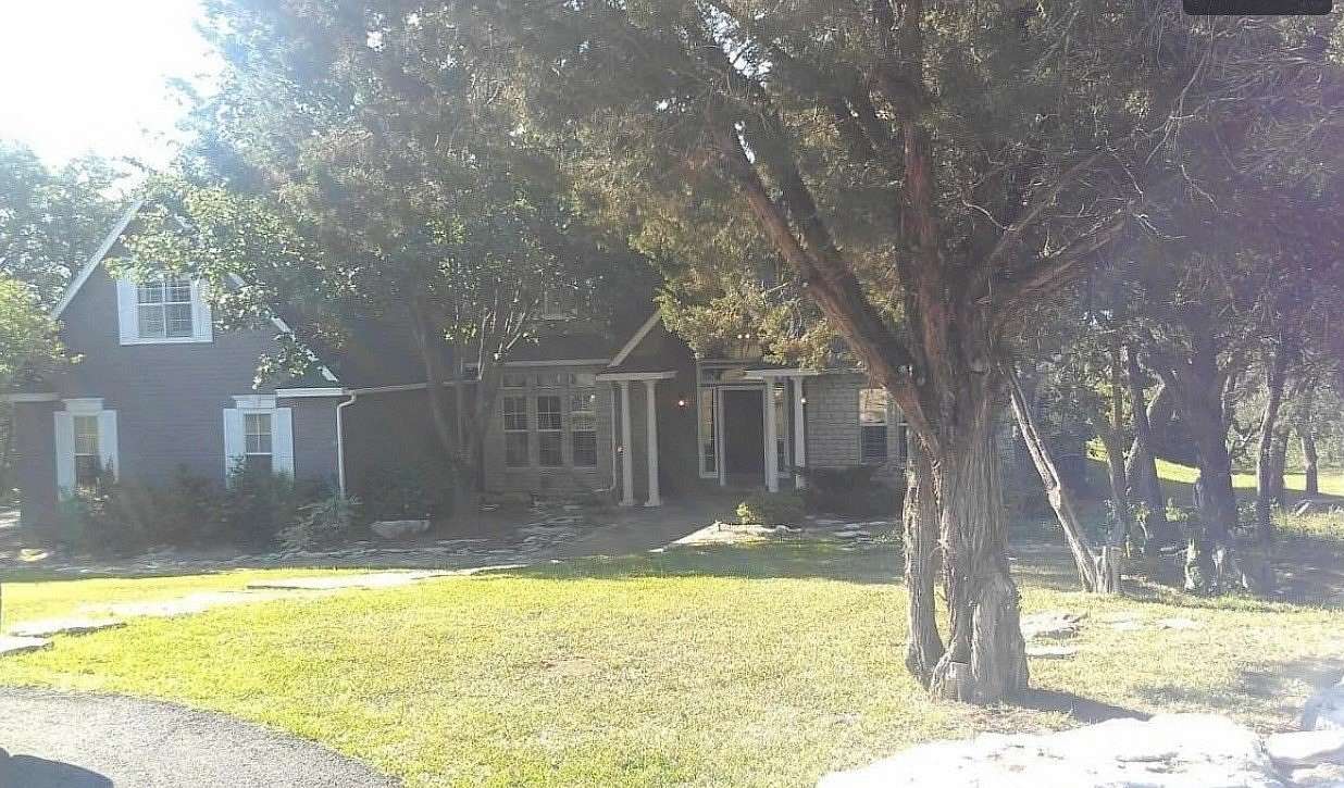 17.2 Acres of Land with Home for Sale in Glen Rose, Texas