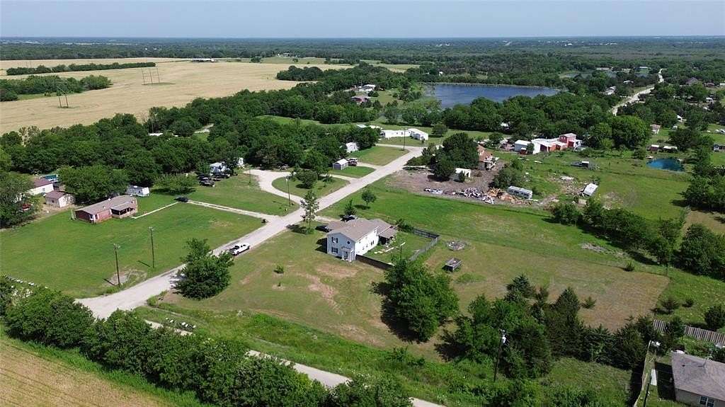 0.65 Acres of Residential Land for Sale in Quinlan, Texas