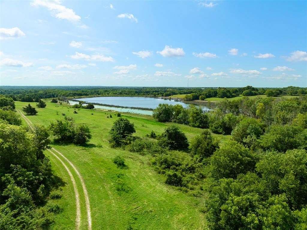 74.4 Acres of Recreational & Residential Land for Sale in Van Alstyne, Texas