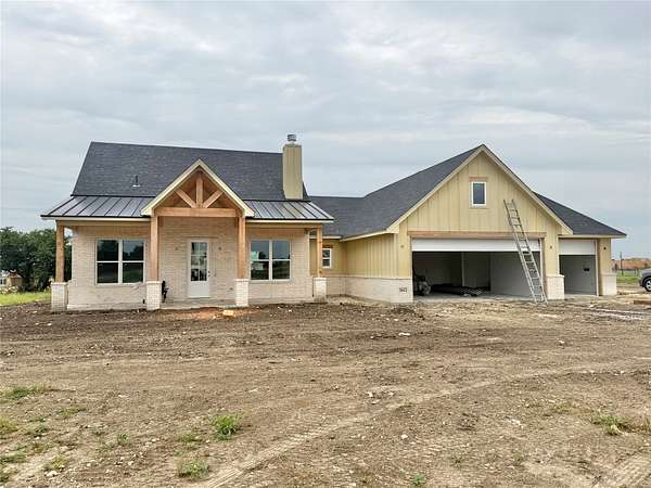 1.82 Acres of Land with Home for Sale in Weatherford, Texas