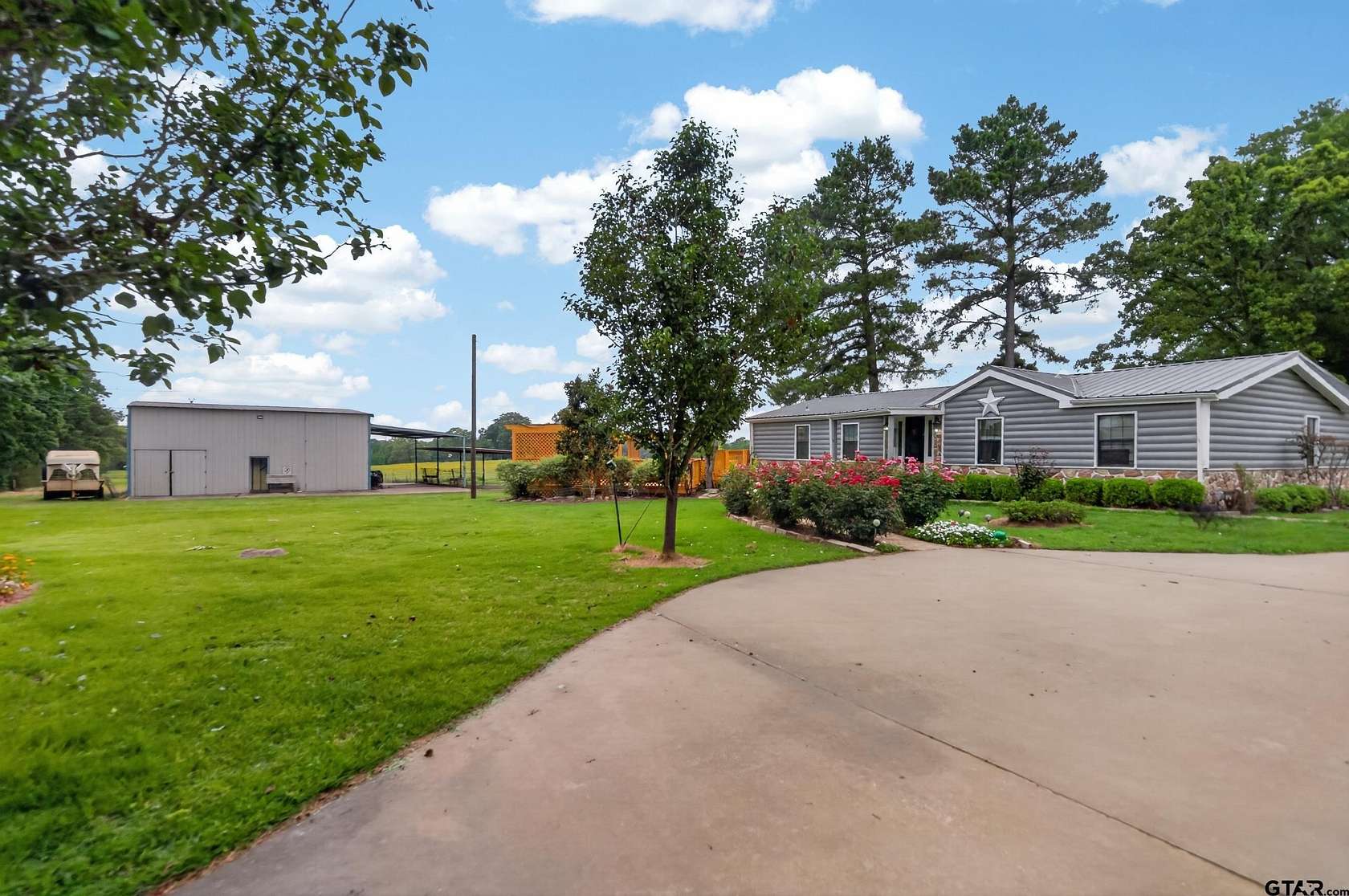 5 Acres of Land with Home for Sale in Alto, Texas