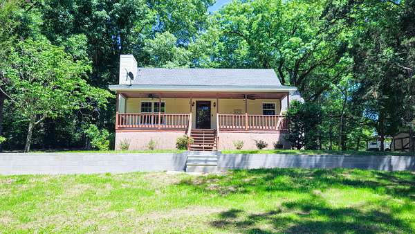 12.5 Acres of Land with Home for Sale in Prospect, Tennessee