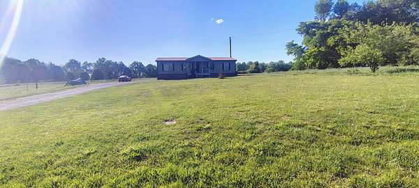 2 Acres of Residential Land for Sale in Woodbury, Tennessee