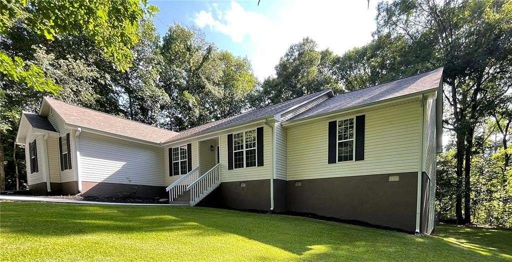 3 Acres of Land with Home for Sale in Dawsonville, Georgia