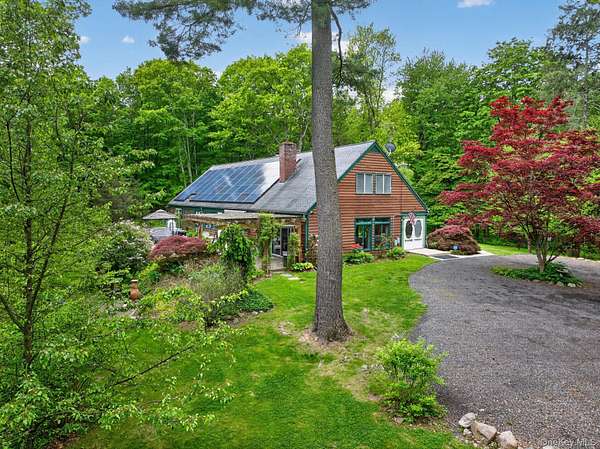 25.2 Acres of Recreational Land with Home for Sale in Lake Katrine, New York