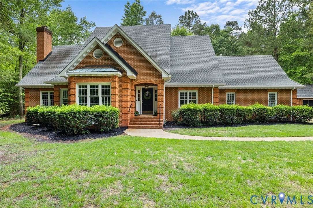 1.7 Acres of Land with Home for Sale in Chesterfield, Virginia