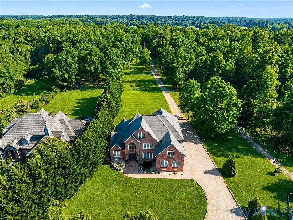 2.37 Acres of Land with Home for Sale in Midlothian, Virginia