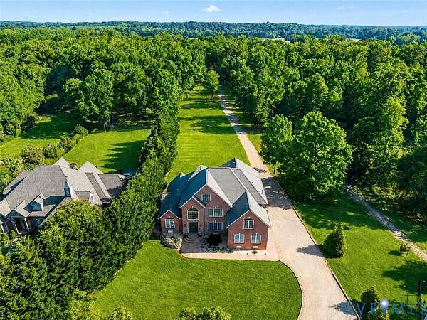 2.37 Acres of Land with Home for Sale in Midlothian, Virginia