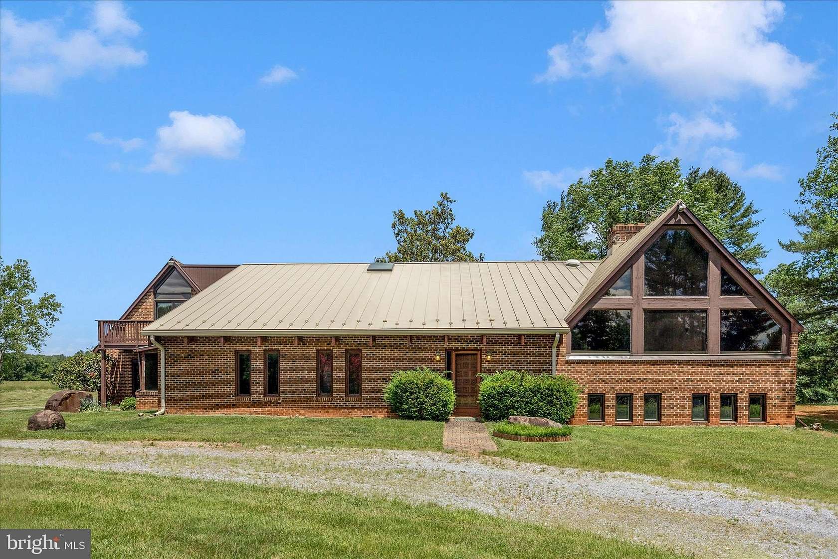 10 Acres of Land with Home for Sale in Dickerson, Maryland