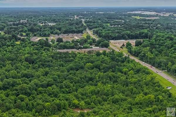 12 Acres of Commercial Land for Sale in Texarkana, Texas