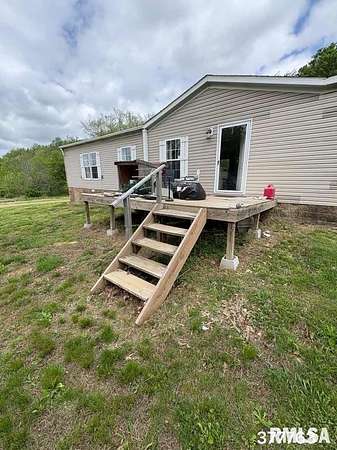 5 Acres of Land with Home for Sale in Rosiclare, Illinois