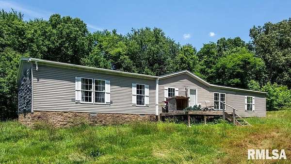 6 Acres of Land with Home for Sale in Rosiclare, Illinois