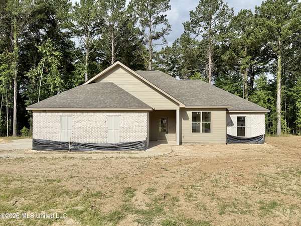 2 Acres of Land with Home for Sale in Brandon, Mississippi