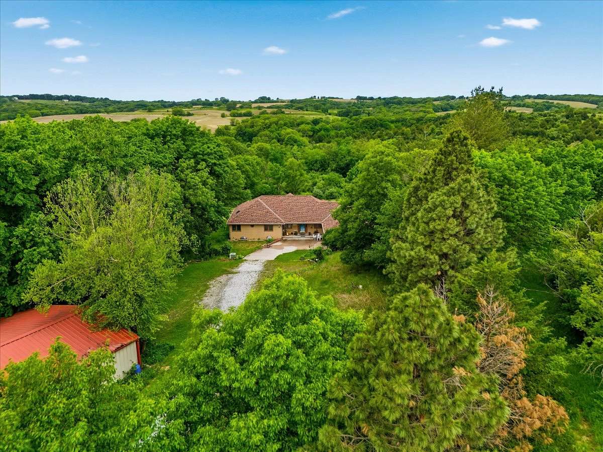16 Acres of Land with Home for Sale in Glenwood, Iowa