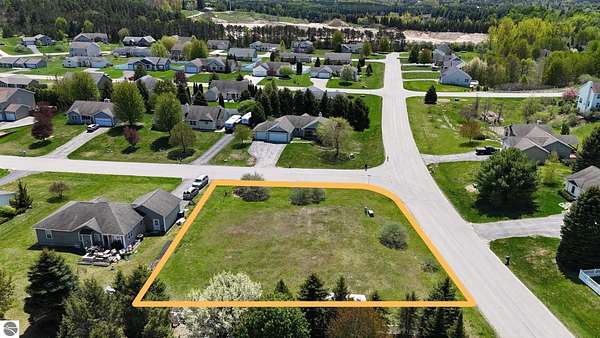 0.4 Acres of Residential Land for Sale in Traverse City, Michigan