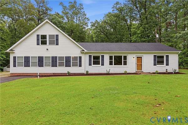 3 Acres of Land with Home for Sale in Mechanicsville, Virginia