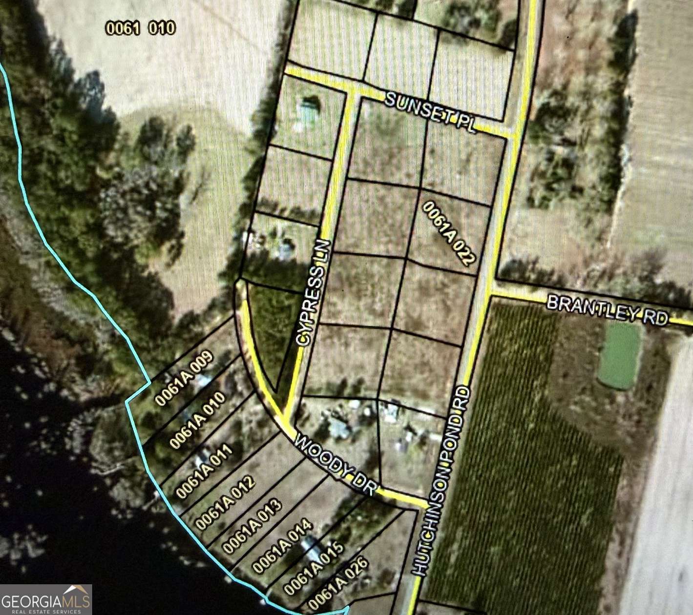 8 Acres of Residential Land for Sale in Adel, Georgia