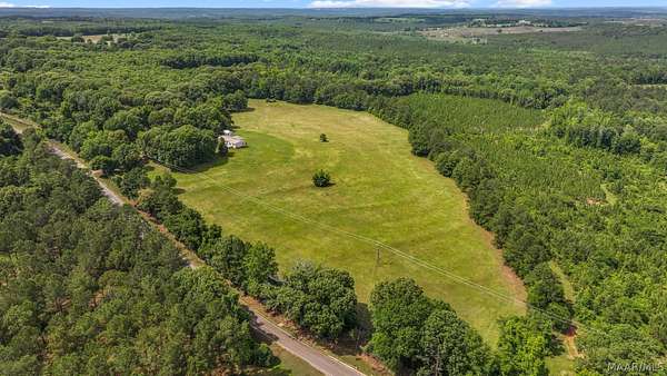 21 Acres of Land with Home for Sale in Billingsley, Alabama