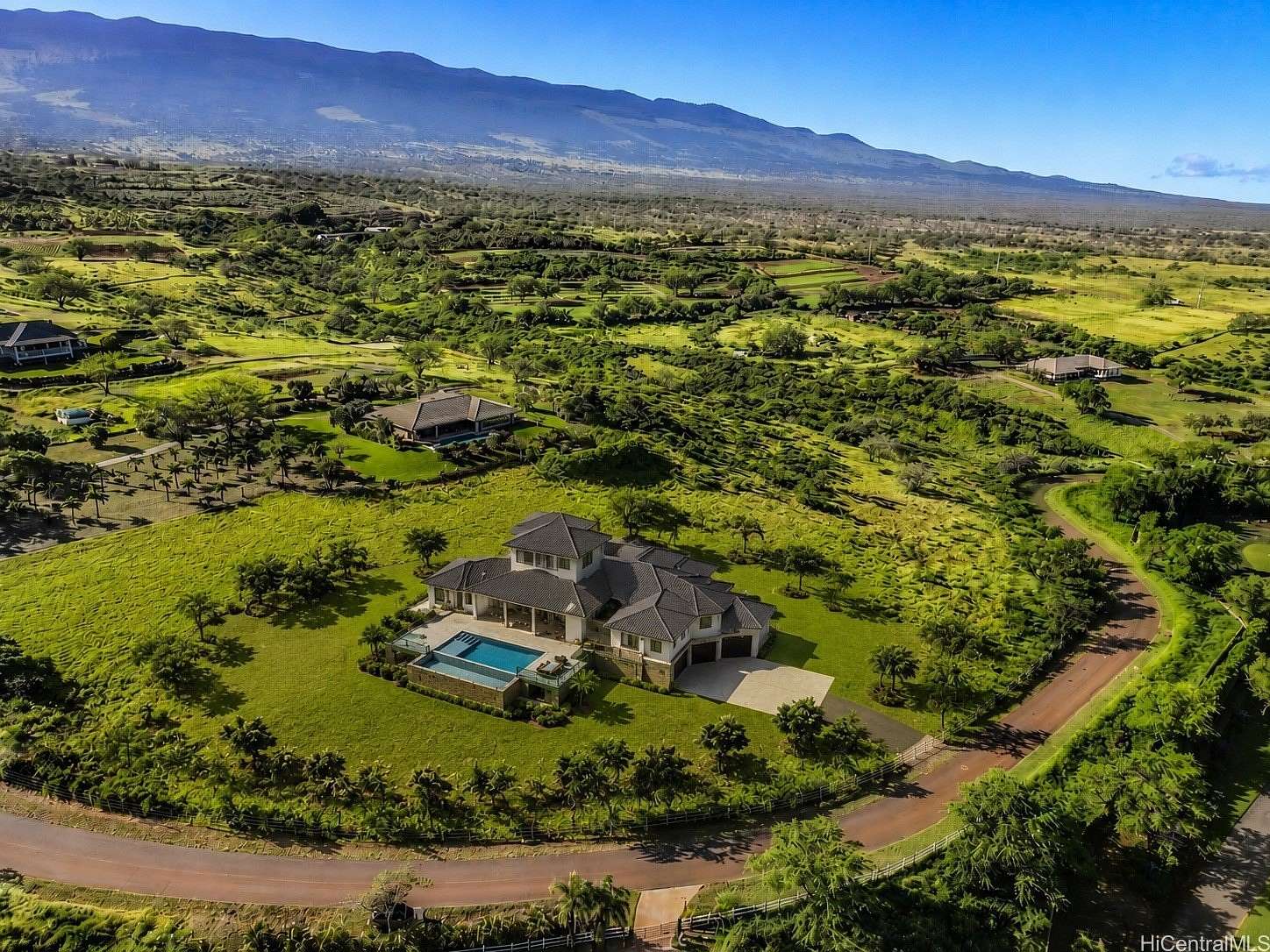 Residential Land for Sale in Kula, Hawaii