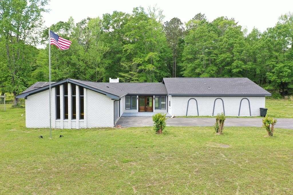 2.5 Acres of Land with Home for Sale in Laurel, Mississippi