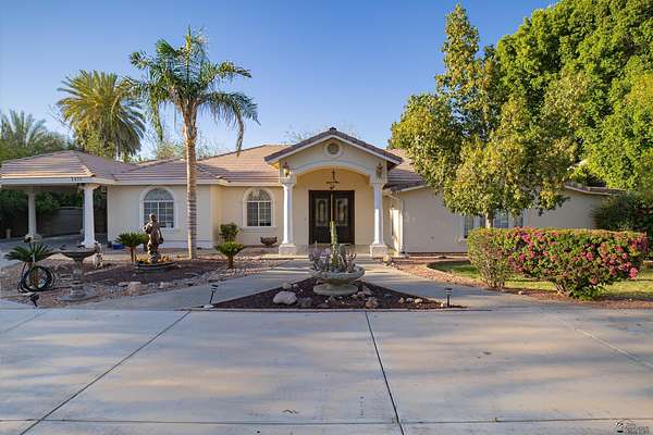 1.53 Acres of Land with Home for Sale in Yuma, Arizona