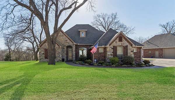 2.5 Acres of Land with Home for Sale in Claremore, Oklahoma