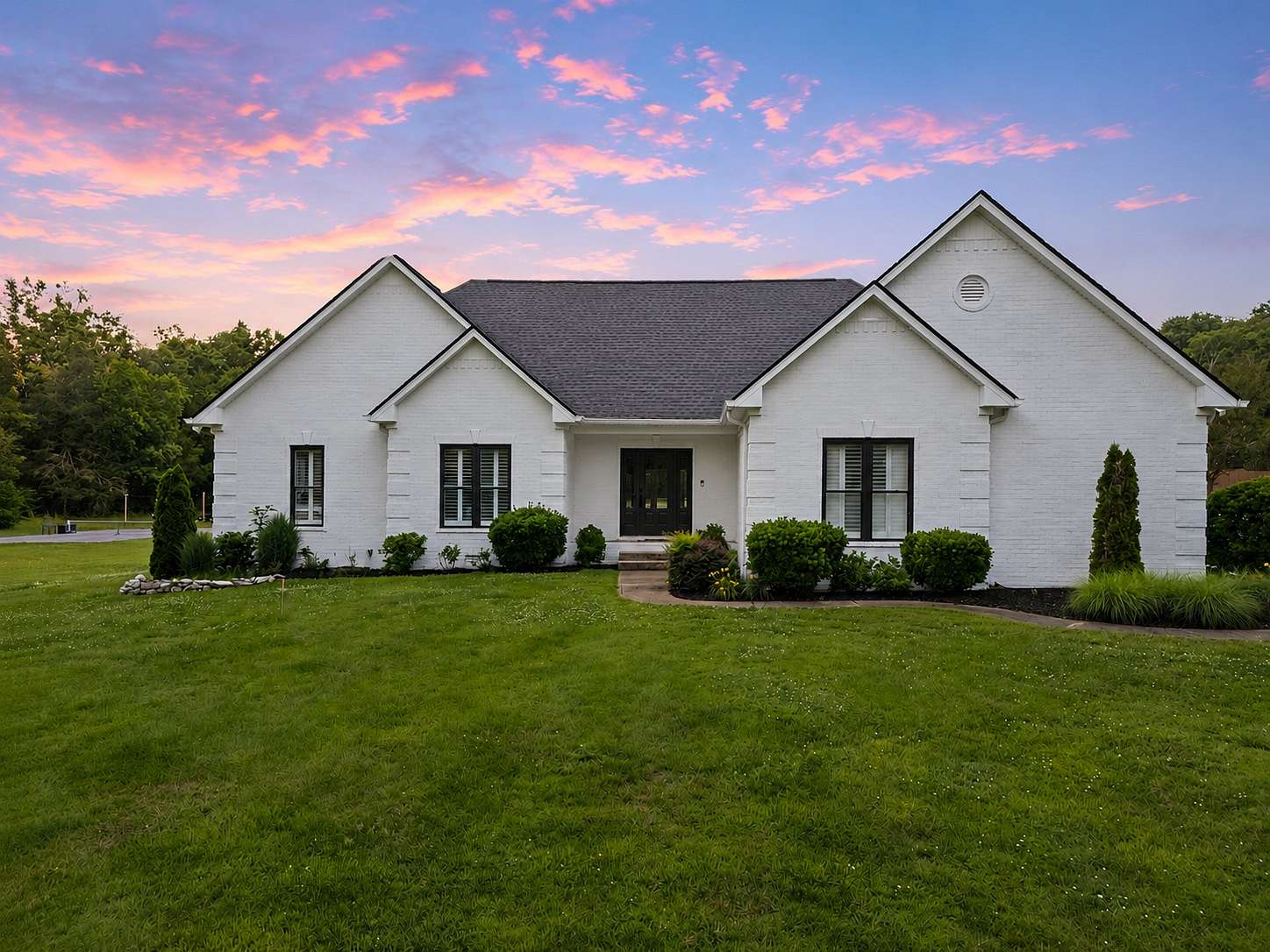 8.49 Acres of Land with Home for Sale in Spring Hill, Tennessee
