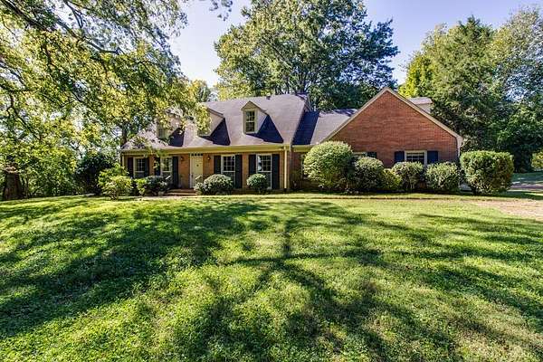 1.62 Acres of Land with Home for Lease in Franklin, Tennessee
