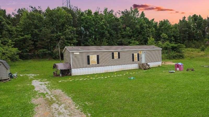 2.52 Acres of Land with Home for Sale in Booneville, Mississippi