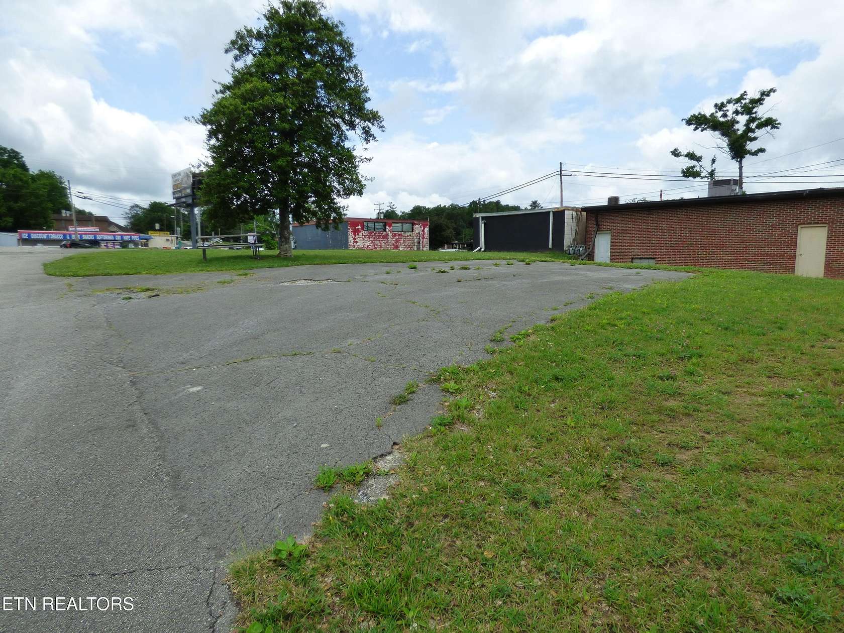 0.44 Acres of Land for Sale in Crossville, Tennessee