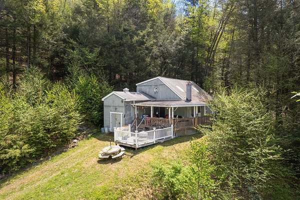 20 Acres of Recreational Land with Home for Sale in Deposit, New York