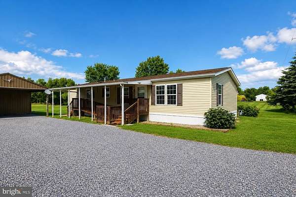 1.5 Acres of Land with Home for Lease in Biglerville, Pennsylvania