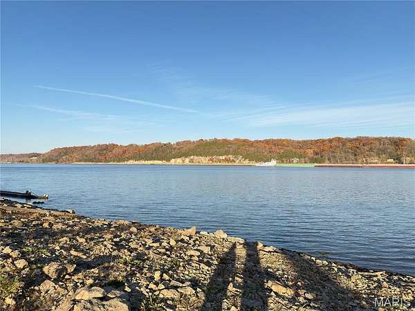 0.33 Acres of Residential Land for Sale in Winfield, Missouri