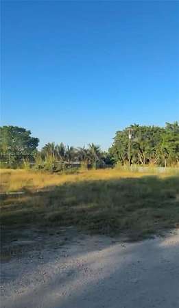 4.8 Acres of Land for Sale in Redland, Florida