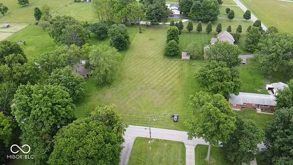 1 Acre of Residential Land for Sale in Mooresville, Indiana