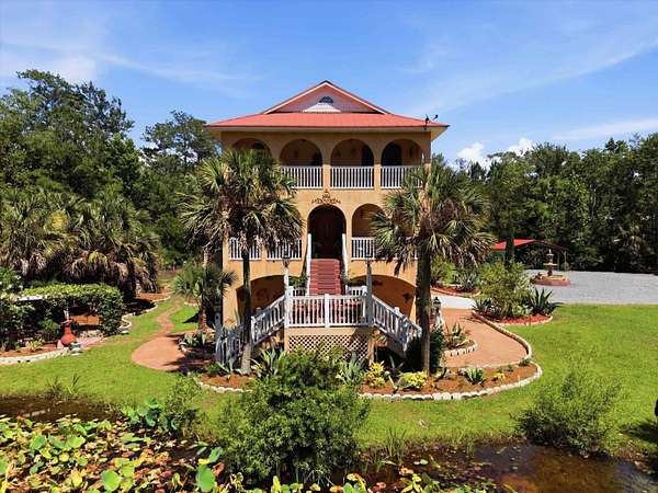 14.5 Acres of Recreational Land with Home for Sale in Crawfordville, Florida