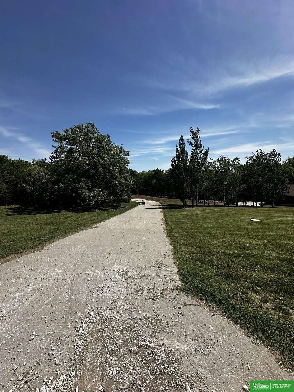 10 Acres of Land for Sale in Fremont, Nebraska