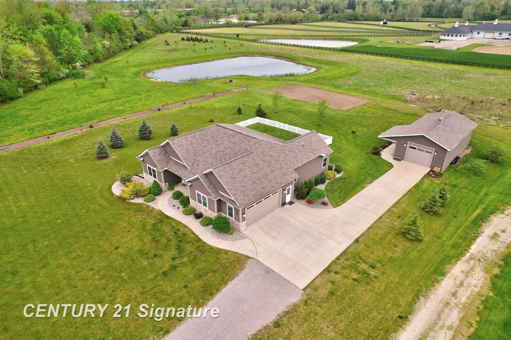 7 Acres of Land with Home for Sale in Freeland, Michigan