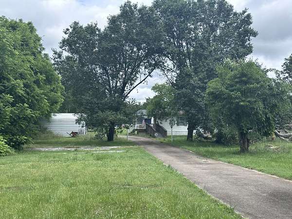 2.22 Acres of Land with Home for Sale in Murfreesboro, Tennessee