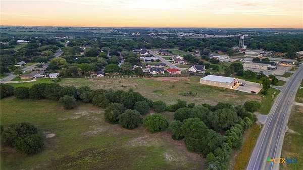 4.23 Acres of Mixed-Use Land for Sale in Shiner, Texas
